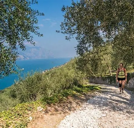 Da Beppino - Harbour * Castelletto Di Brenzone
